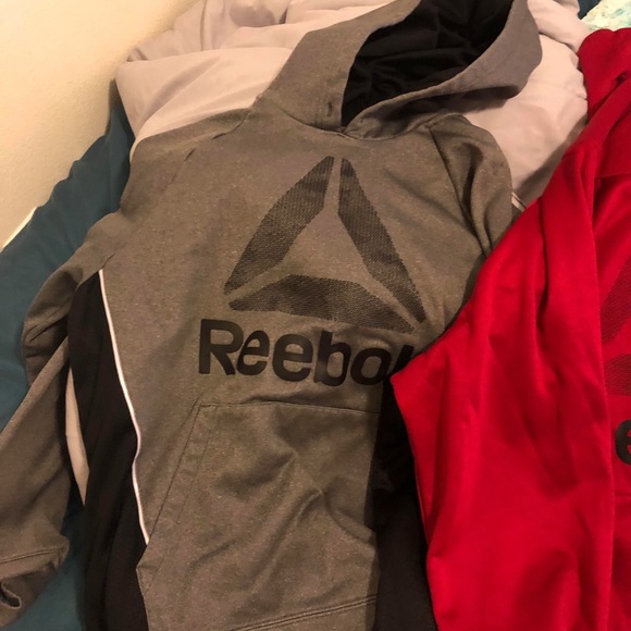 Sweater Reebok - Picture 1 of 1